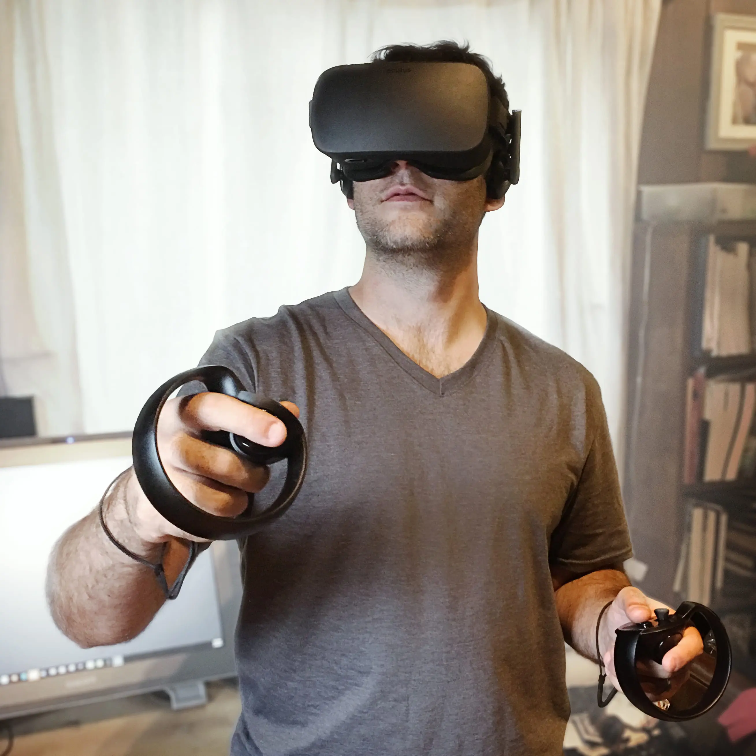 JoeWorkingInVR01_sq